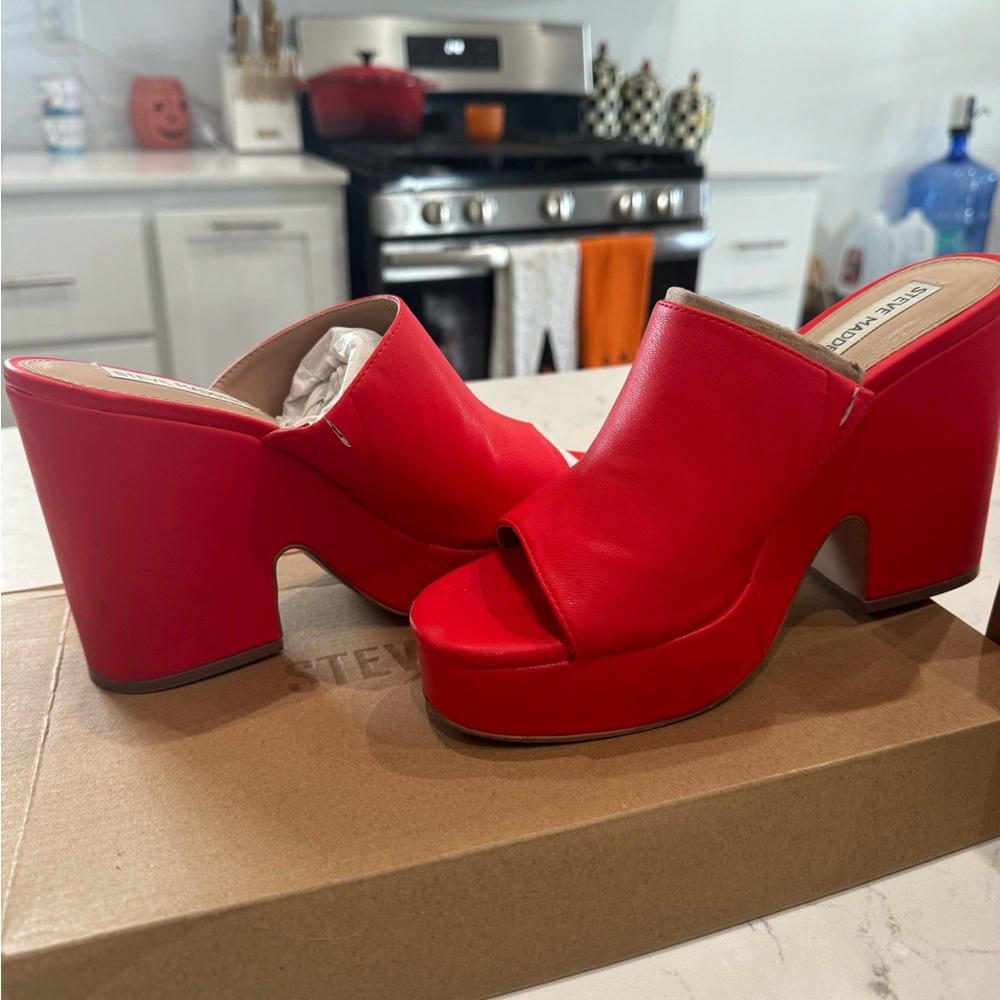 Red Steve Madden platforms size 8 US